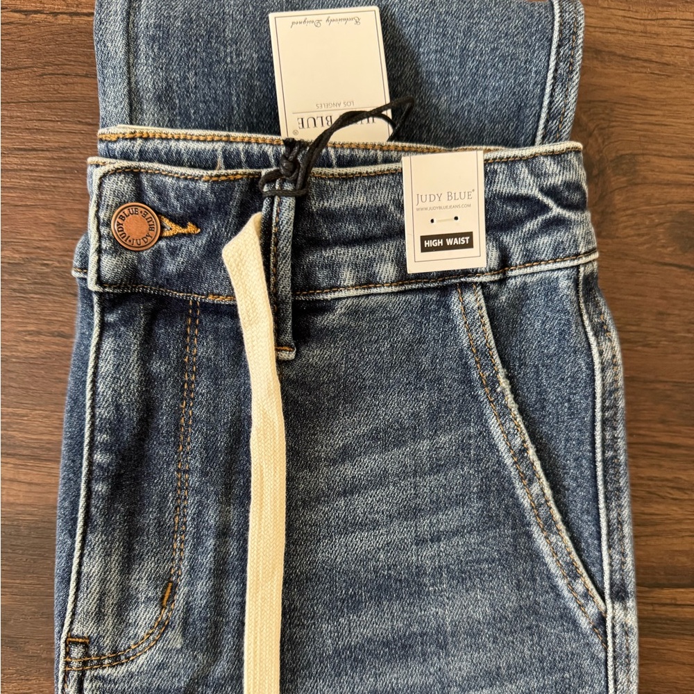 Judy Blue Jogger Women’s 3/26 Jeans Pants Medium Wash Draw string with cuff